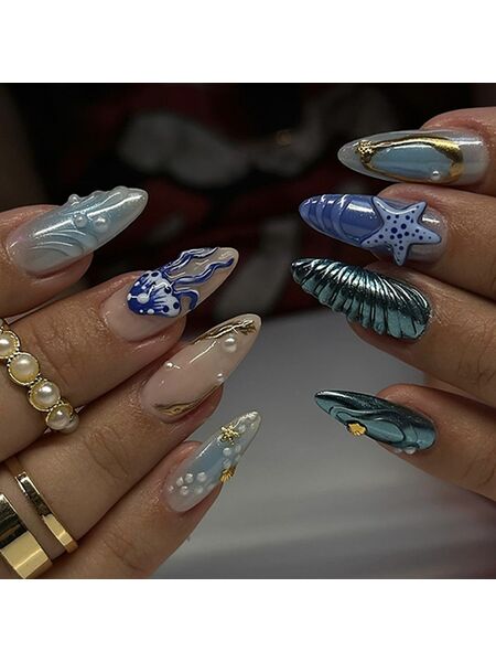 Mermaid Tales Multicolor Nails