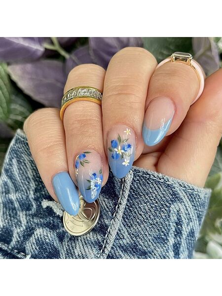 Marine Flora Blue Nails