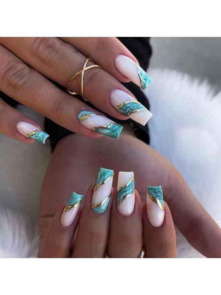 Emerald Glow Green Nails