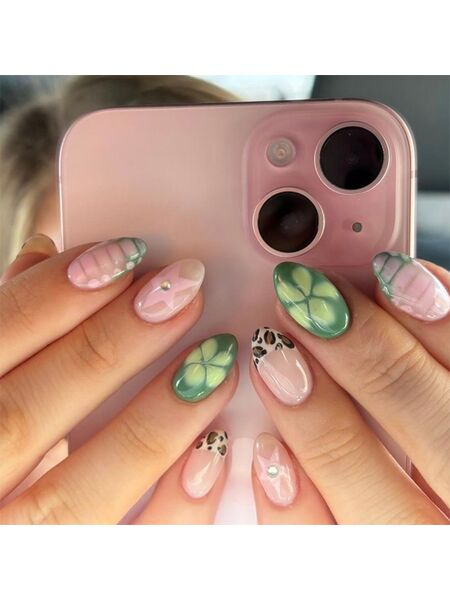 Sprite Dance Green Nails