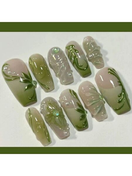 Lush Green Nails