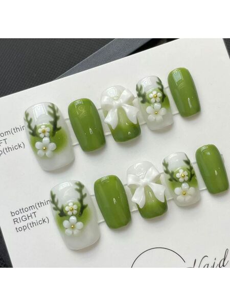 Mint Blossom Green Nails
