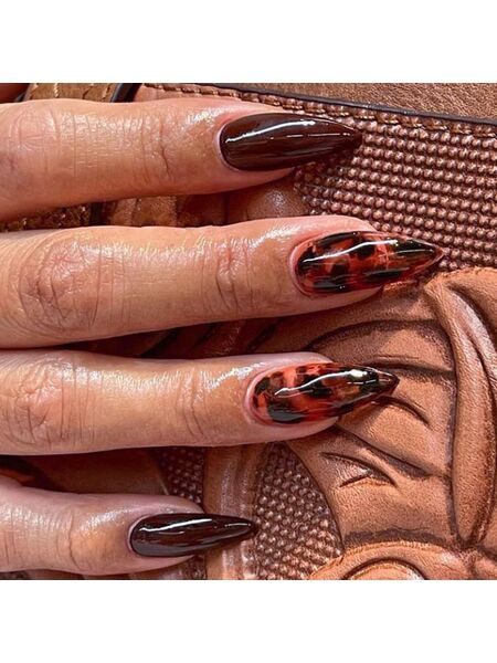 Leopard Nude Brown Nails