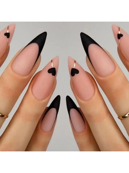 Love Heart Gold Line Pink Nails