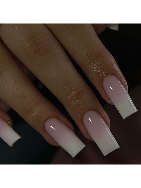 Creamy Nude Pink Nails