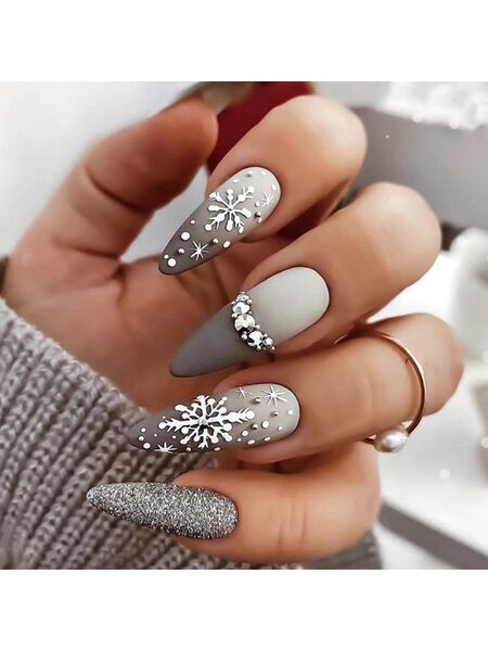 Snowflake Rhinestone Gray Nails