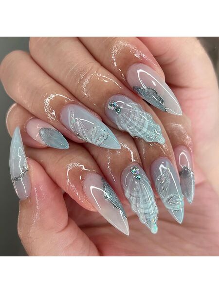 Mermaid's Tears Treasure Blue Nails