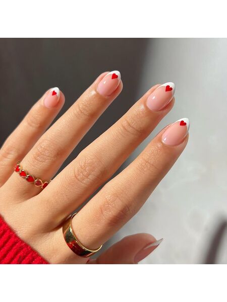 Amour Fringe Pink Nails